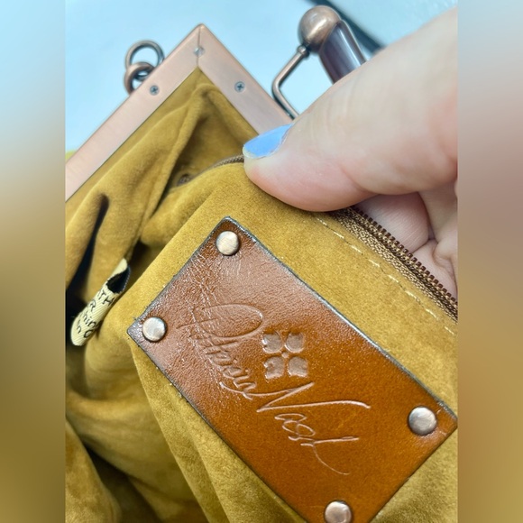 Patricia Nash Tooled Leather Bag Kiss Lock Kelmscott Coral Metallic Cross Body - Picture 9 of 11